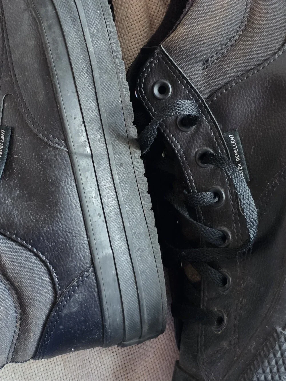 Converse Chuck‎ Taylor All Star Black  Malden Street Boot Water Repellent